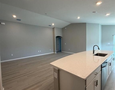 5820 27th Terrace E - Photo Thumbnail 25