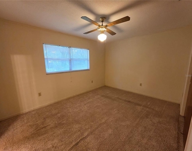 1028 Wildwood W - Photo Thumbnail 19