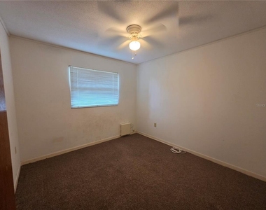 1028 Wildwood W - Photo Thumbnail 17