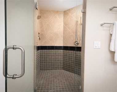 220 108th Avenue - Photo Thumbnail 32