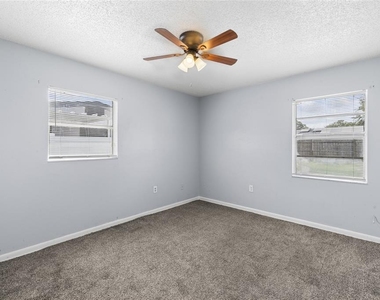 3505 Libby Loop - Photo Thumbnail 17