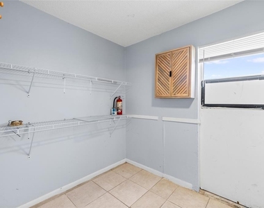 3505 Libby Loop - Photo Thumbnail 27