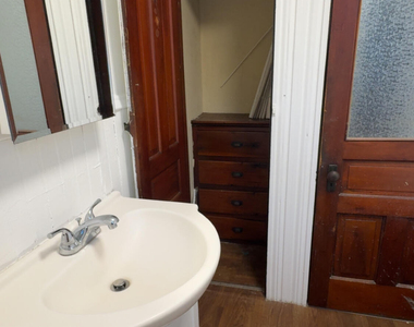 1222 Schlager Street - Photo Thumbnail 8