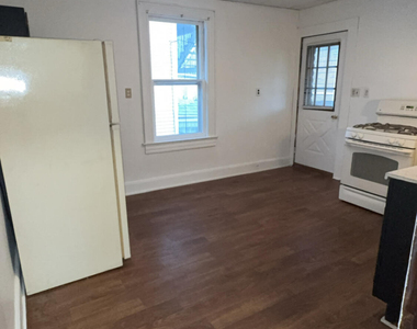 1222 Schlager Street - Photo Thumbnail 10