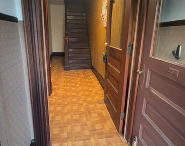 1222 Schlager Street - Photo Thumbnail 4
