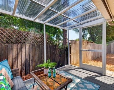 230 48th Avenue N - Photo Thumbnail 14