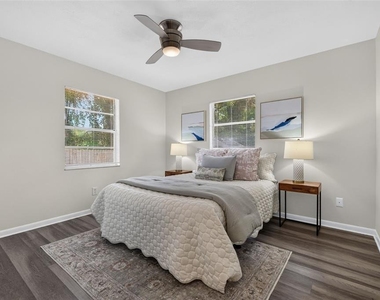 230 48th Avenue N - Photo Thumbnail 12