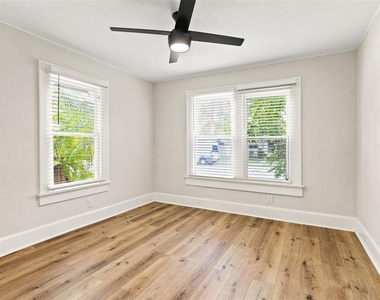1153 34th Avenue N - Photo Thumbnail 6