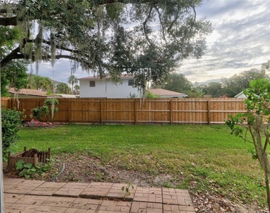 4441 Ashburn Square Drive - Photo Thumbnail 27