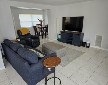 13754 Trinidad Drive - Photo Thumbnail 4