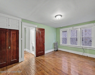 1518 Wyoming Avenue - Photo Thumbnail 25