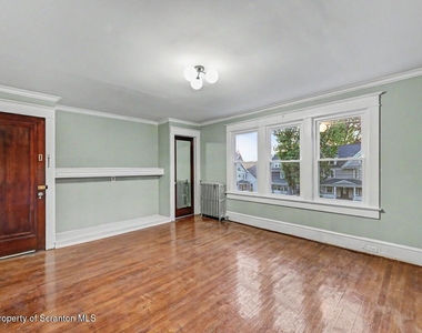 1518 Wyoming Avenue - Photo Thumbnail 4