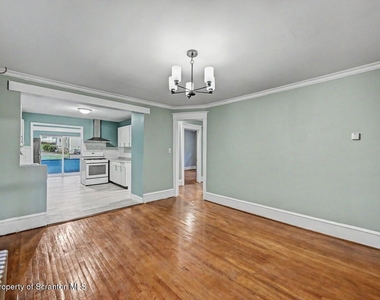 1518 Wyoming Avenue - Photo Thumbnail 9