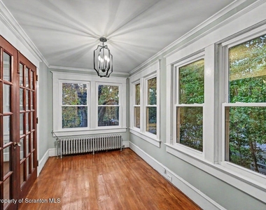 1518 Wyoming Avenue - Photo Thumbnail 11