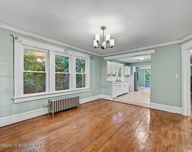 1518 Wyoming Avenue - Photo Thumbnail 7