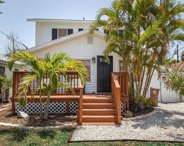 13148 3rd Street E - Photo Thumbnail 1