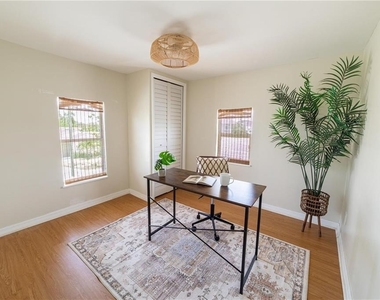13148 3rd Street E - Photo Thumbnail 14