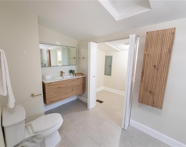 13148 3rd Street E - Photo Thumbnail 10
