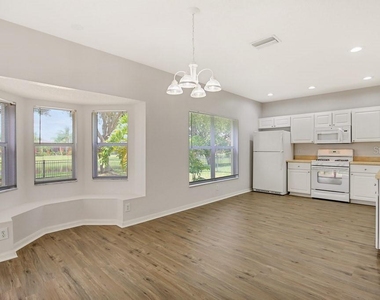 6349 Bridgecrest Drive - Photo Thumbnail 10