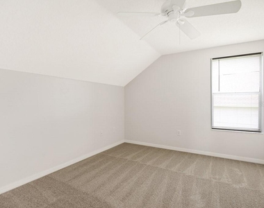 6349 Bridgecrest Drive - Photo Thumbnail 21