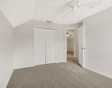 6349 Bridgecrest Drive - Photo Thumbnail 24