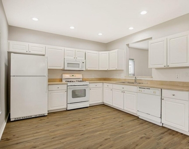 6349 Bridgecrest Drive - Photo Thumbnail 2