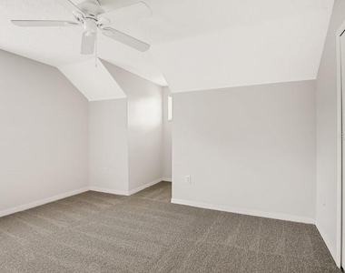 6349 Bridgecrest Drive - Photo Thumbnail 23