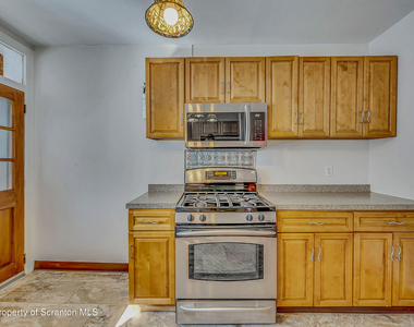 533 S Franklin Street - Photo Thumbnail 11