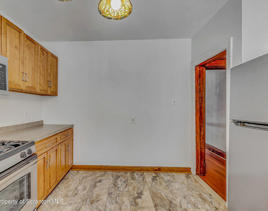 533 S Franklin Street - Photo Thumbnail 5