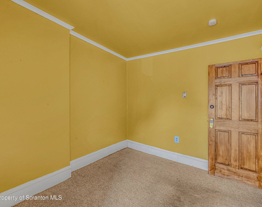 533 S Franklin Street - Photo Thumbnail 31
