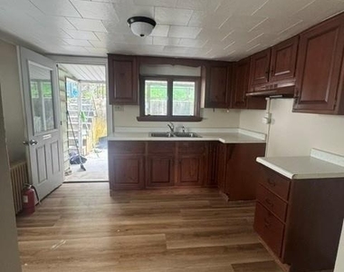 326 E Abbott Street - Photo Thumbnail 1