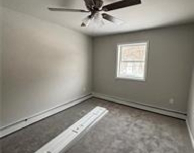 818 William Street - Photo Thumbnail 7