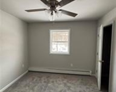 818 William Street - Photo Thumbnail 6