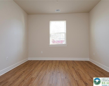 1763 Madison Avenue - Photo Thumbnail 13