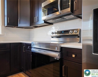 1763 Madison Avenue - Photo Thumbnail 2