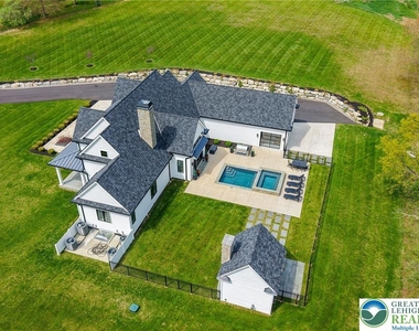 4850 W Hopewell Road - Photo Thumbnail 4