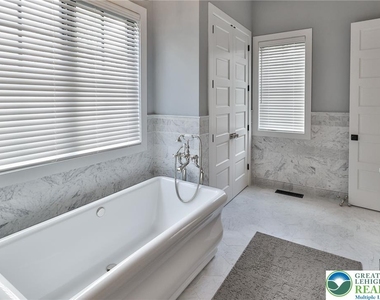 4850 W Hopewell Road - Photo Thumbnail 50