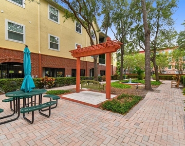 2010 E Palm Avenue - Photo Thumbnail 42