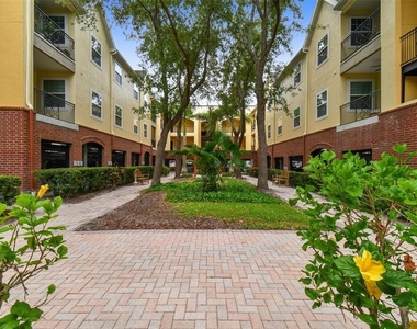2010 E Palm Avenue - Photo Thumbnail 38
