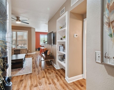 2010 E Palm Avenue - Photo Thumbnail 3
