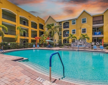 2010 E Palm Avenue - Photo Thumbnail 77