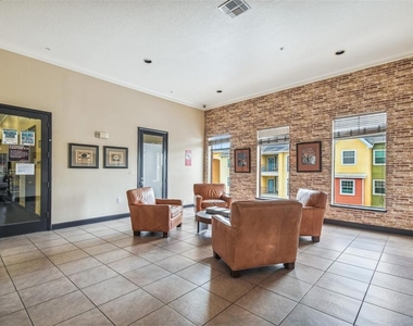 2010 E Palm Avenue - Photo Thumbnail 84