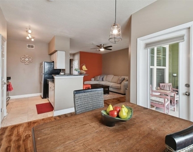 2010 E Palm Avenue - Photo Thumbnail 11