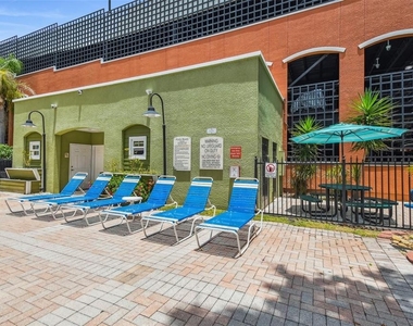 2010 E Palm Avenue - Photo Thumbnail 80
