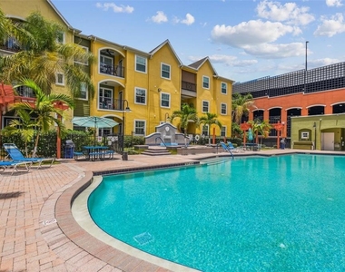 2010 E Palm Avenue - Photo Thumbnail 74