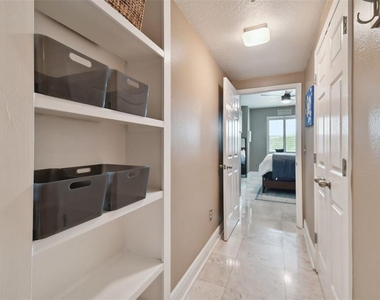 2010 E Palm Avenue - Photo Thumbnail 26