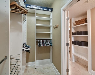 2010 E Palm Avenue - Photo Thumbnail 28