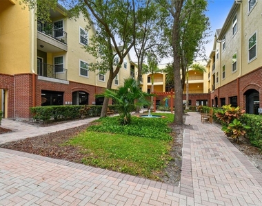 2010 E Palm Avenue - Photo Thumbnail 39