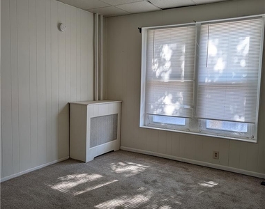 1139 W Turner Street - Photo Thumbnail 4