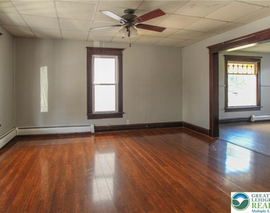 41 N 4th Street - Photo Thumbnail 2